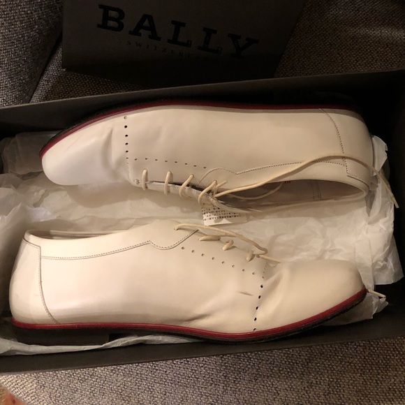 white bally shoes